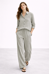 Gazzelle Linen Blend Pinstripe Co-ord Set – Sage | طقم منسق محتشم الإمارات