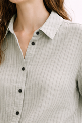 Gazzelle Linen Blend Pinstripe Co-ord Set – Sage | طقم منسق محتشم الإمارات
