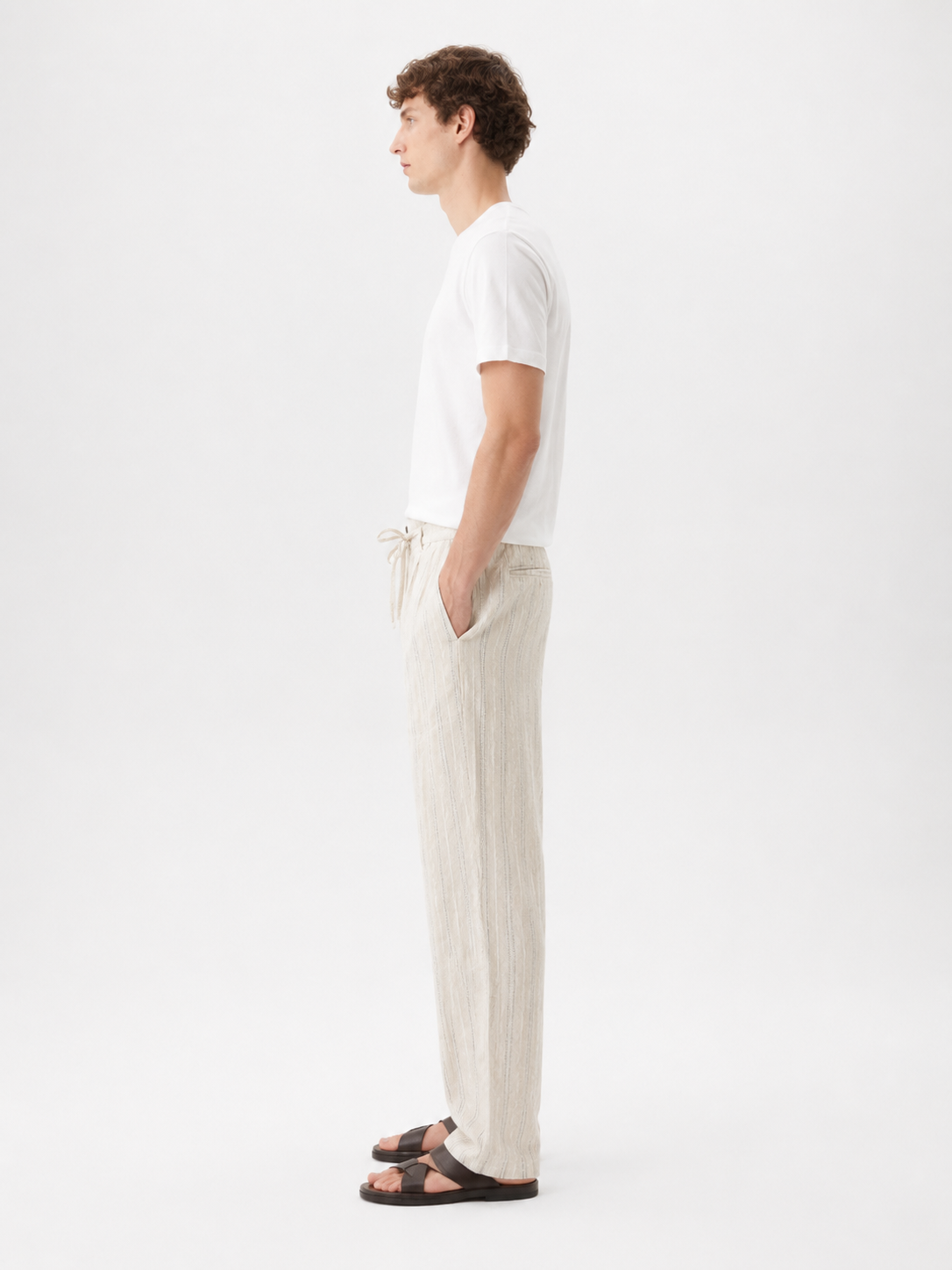 Pleated Linen Drawstring Trouser