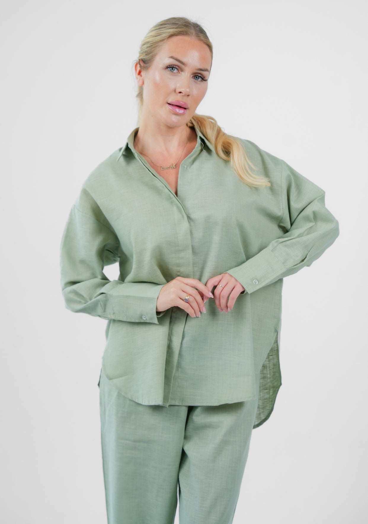The Effortless Elegance Linen Co-ord Set: Sage Green