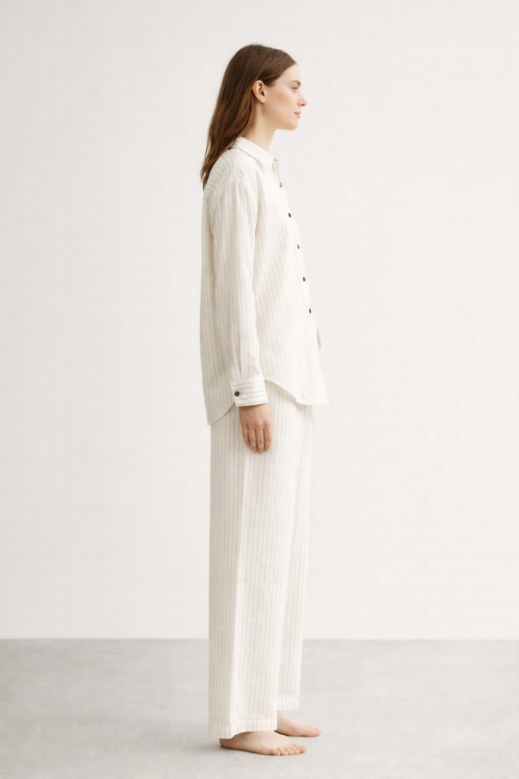 GAZZELLE | Women's Pinstripe Linen Co-Ord Set — Ivory | طقم منسق محتشم الإمارات