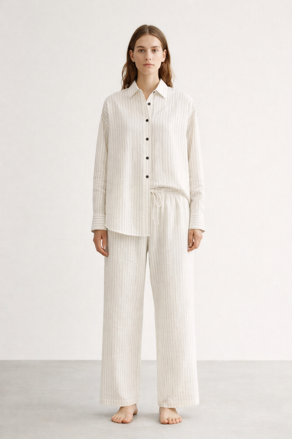 GAZZELLE | Women's Pinstripe Linen Co-Ord Set — Ivory | طقم منسق محتشم الإمارات
