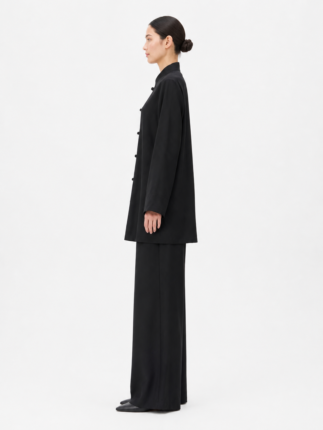 Black Frog-Closure Top