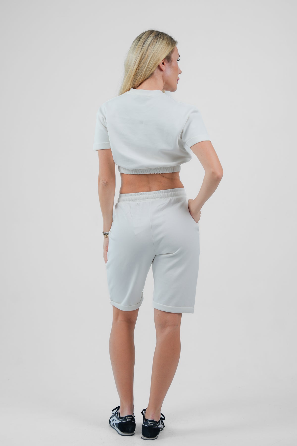 Crafted Women's Interlock Co-ord Set | طقم منسق محتشم الإمارات