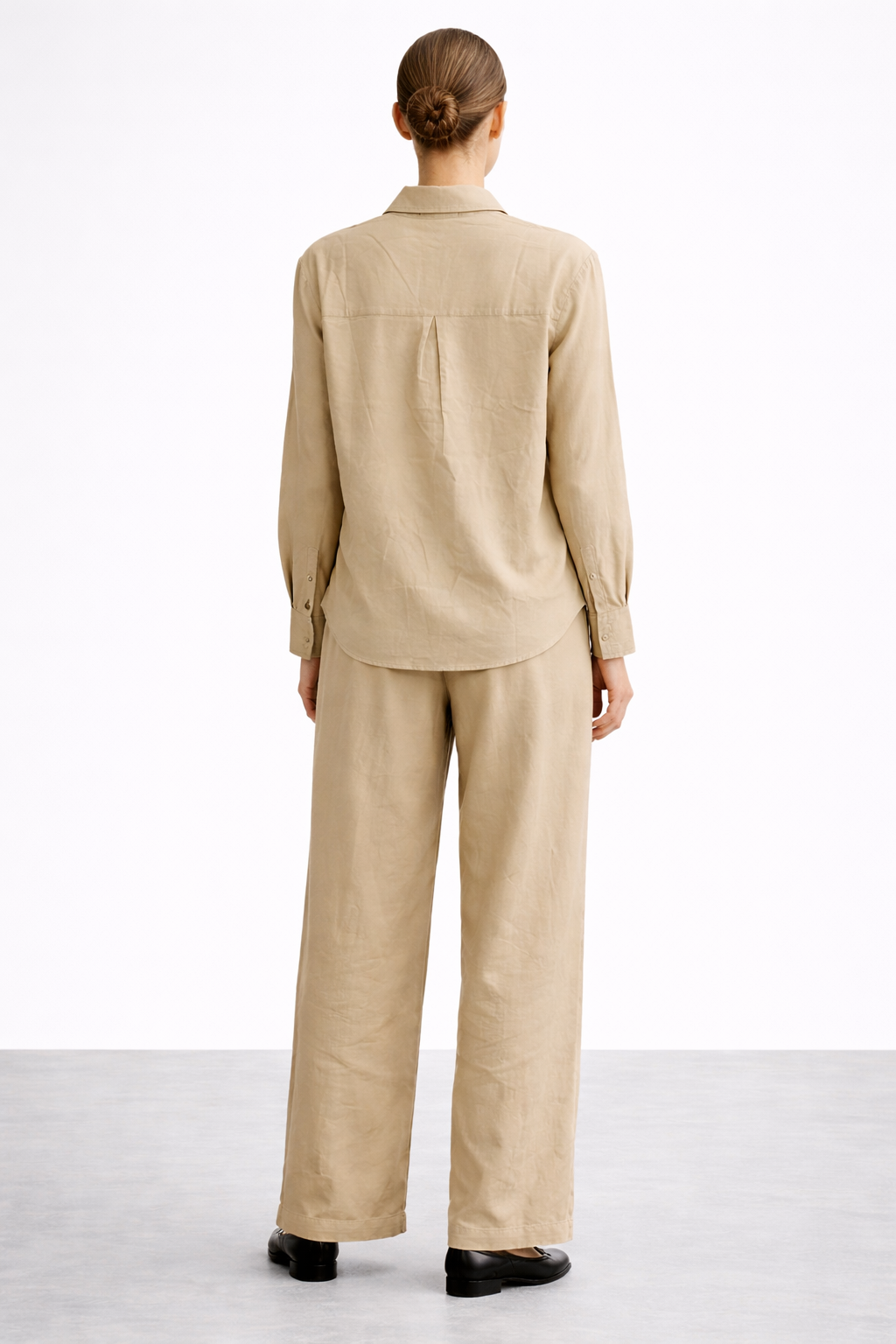 Gazzelle Sand Linen Co-ord Set — Long-Sleeve Shirt & Wide-Leg Trousers | طقم منسق محتشم الإمارات