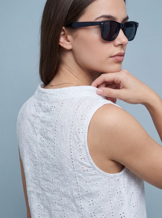 White Schifli Embroidered Co-ord Set — Sleeveless Top & Wide-Leg Pants | طقم منسق محتشم الإمارات